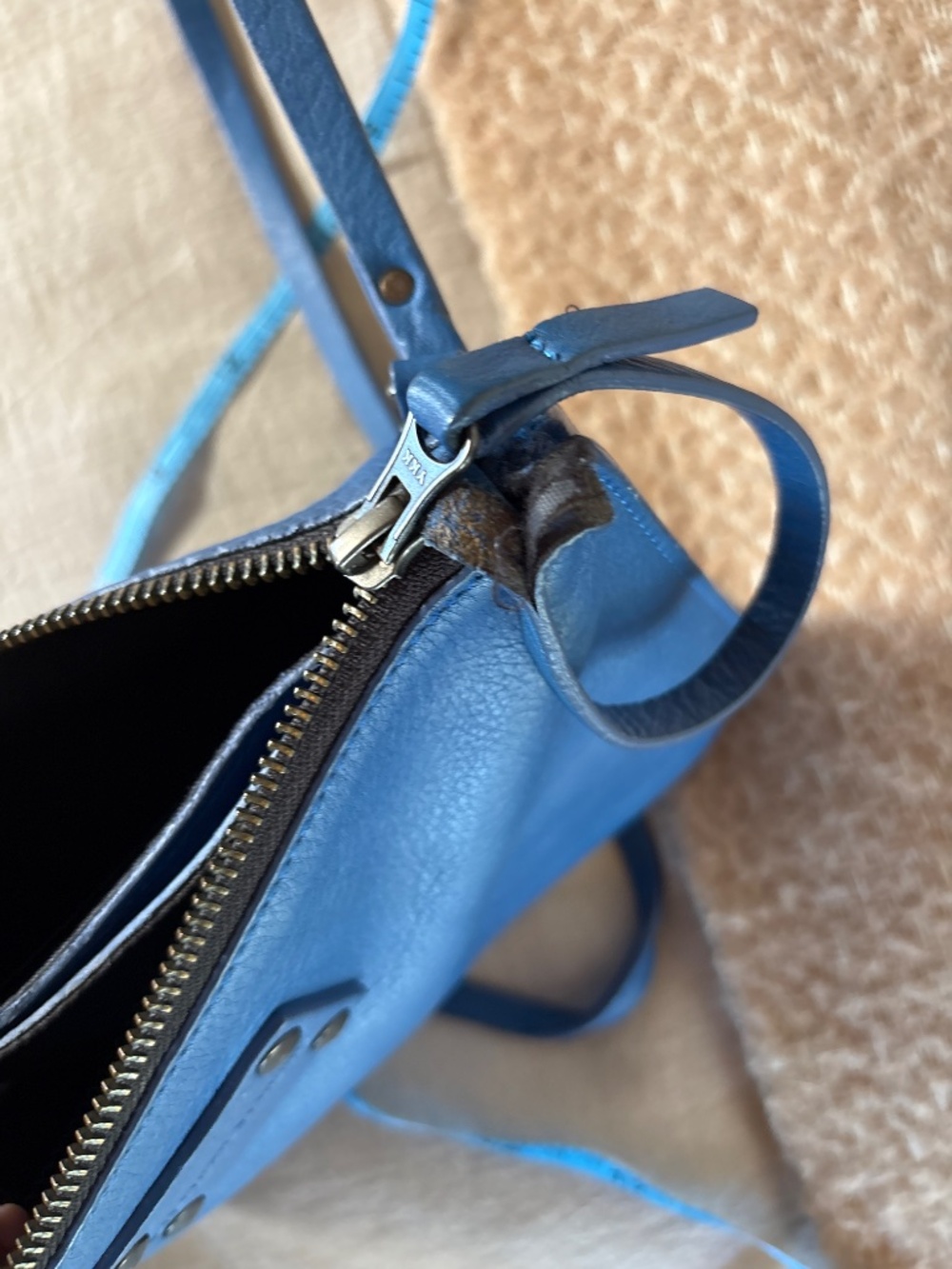 Leather mini crossbody bag Stephane Verdino France - Picture 7 of 7